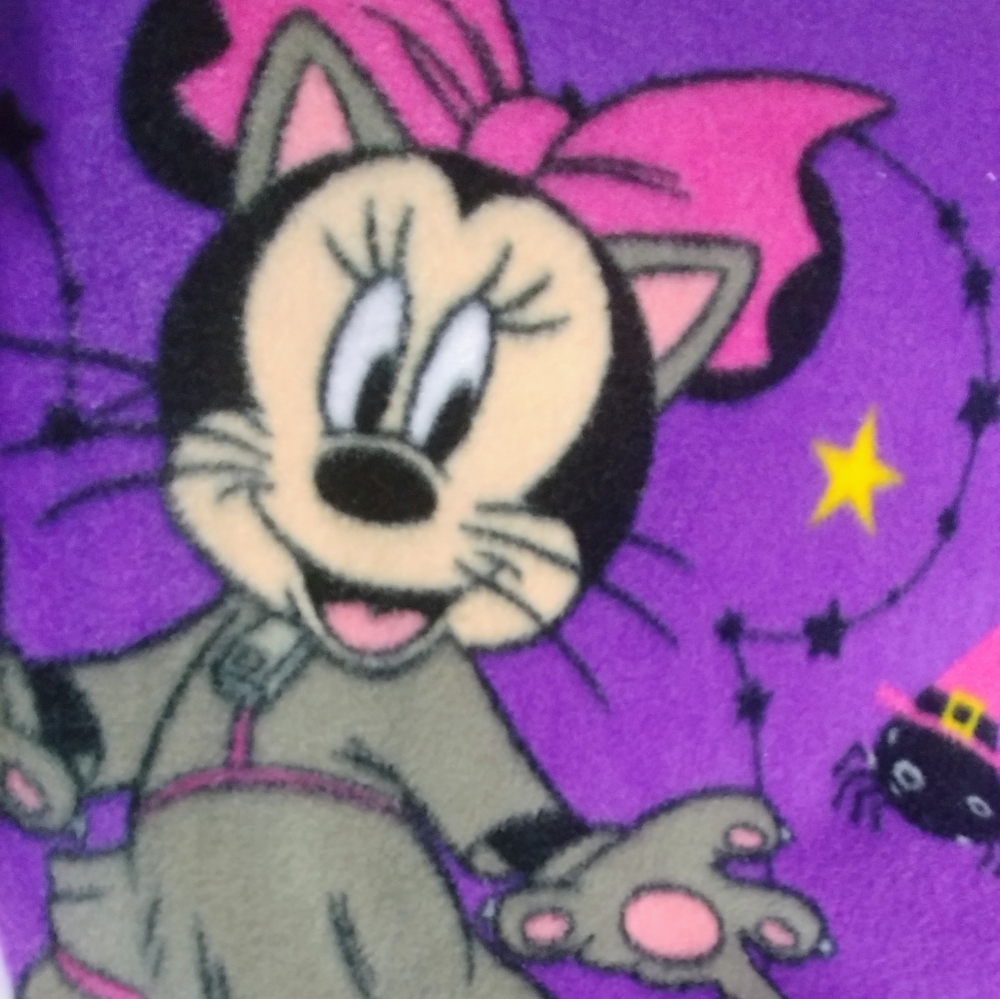 💛💜Halloween Minnie Mouse Fleece Fabric💛💜